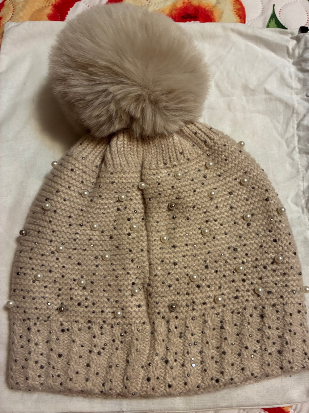 Cozy Pearl & Faux-Fur Pom Beanie with Bling Cream